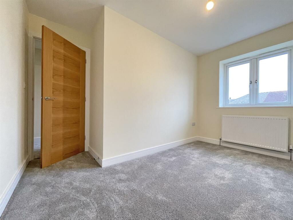 Sound View 4 - Bed 2.jpg