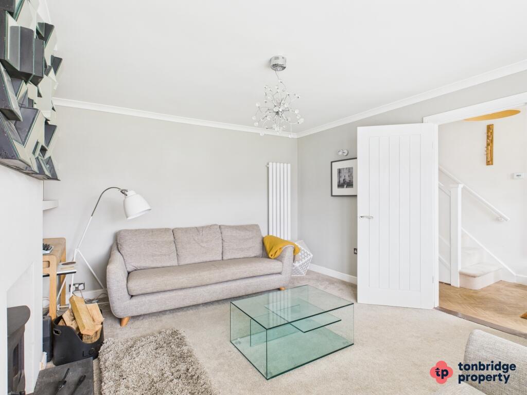 CAM03742G0-PR0020-STILL044