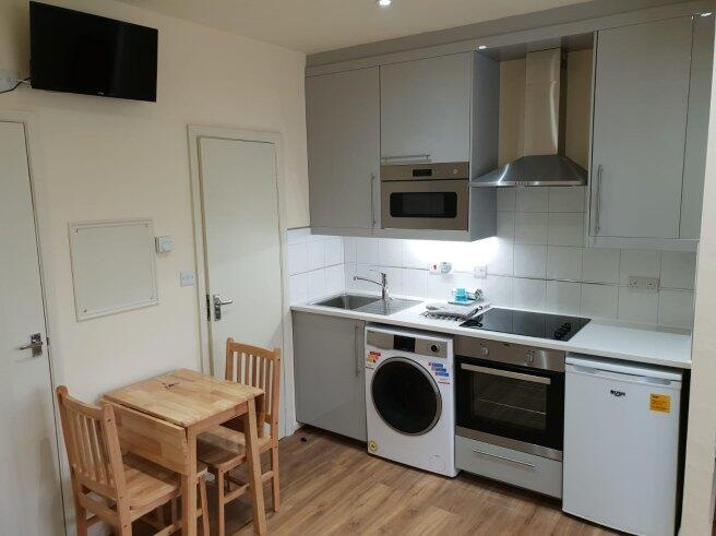 chatsworth-road-nw2-4bh-981718