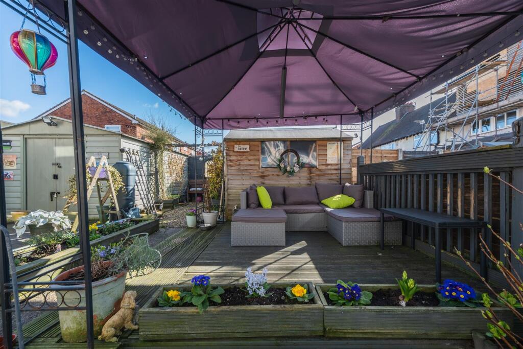 8 Farm Road-039.jpg