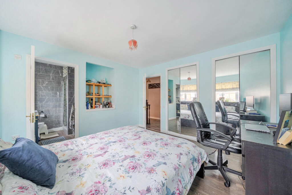 1344644-22-68b727...