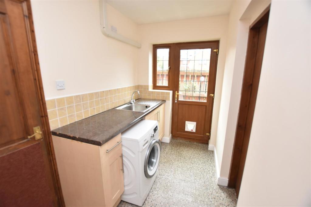 Utility Room.JPG