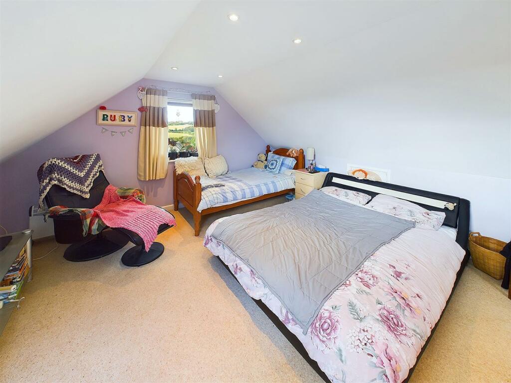 Forth Bedroom