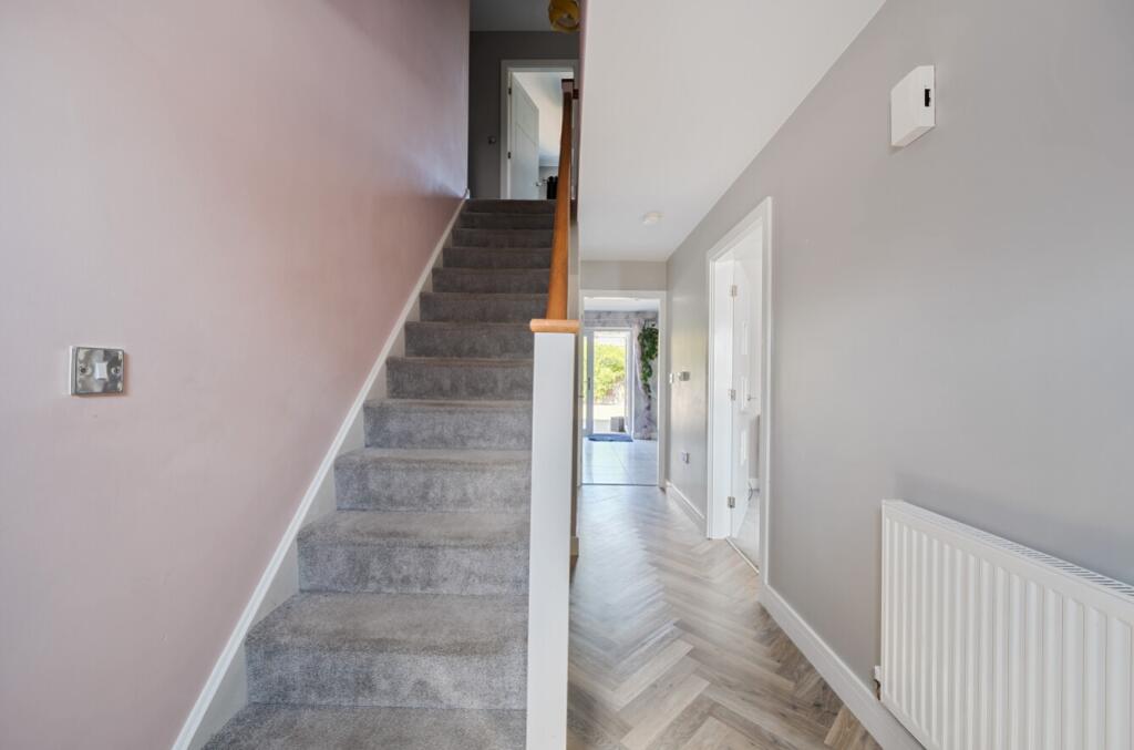 1329868-12-6896805d19292