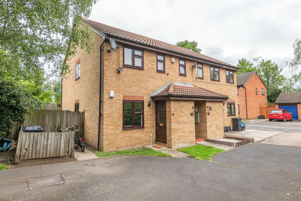 Osprey Close, E11