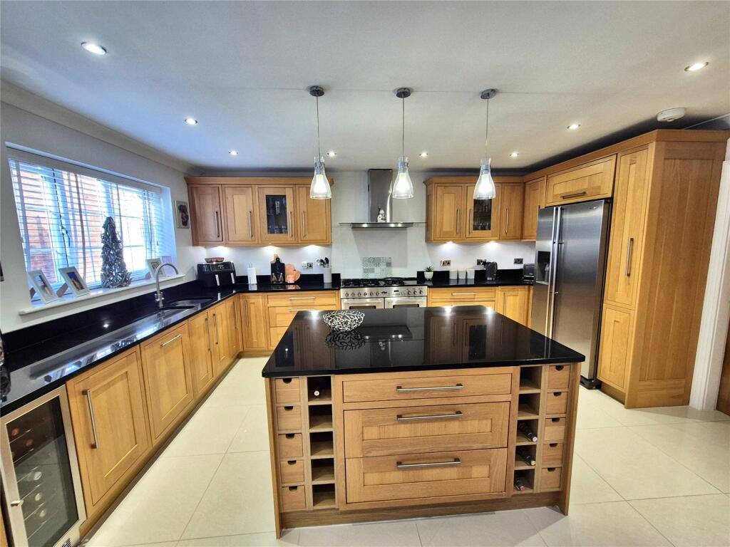 Francis Road, Moss, Wrexham, LL11