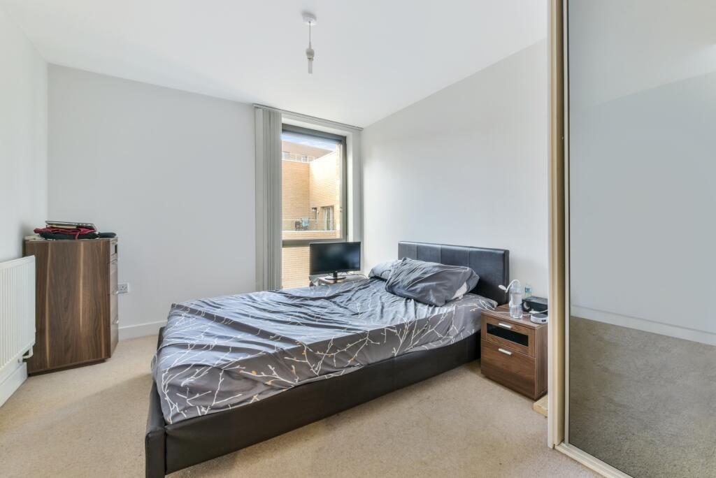 Nelson Walk, St Andr