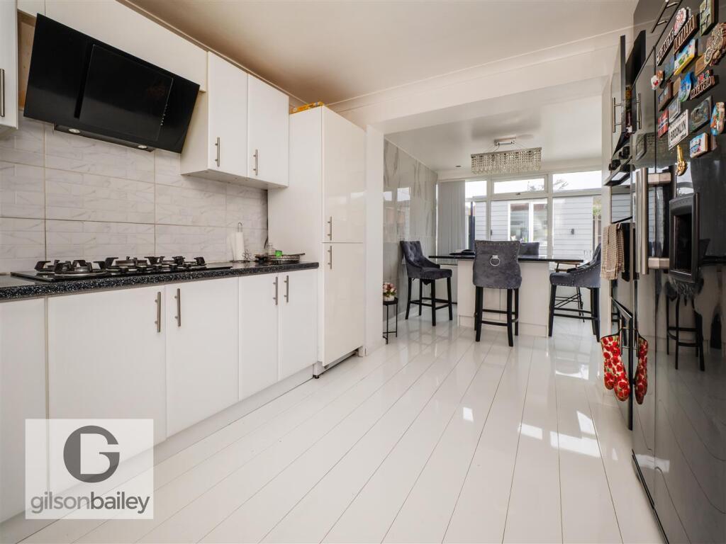 38DentonRoad-19.jpg