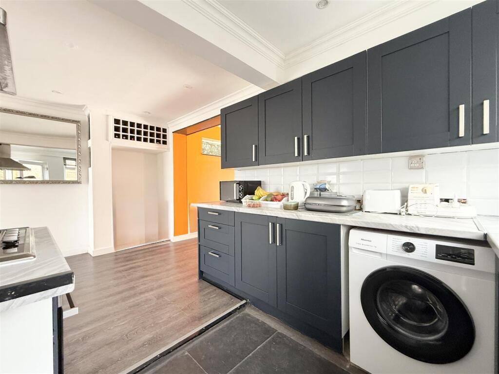 Dining Kitchen