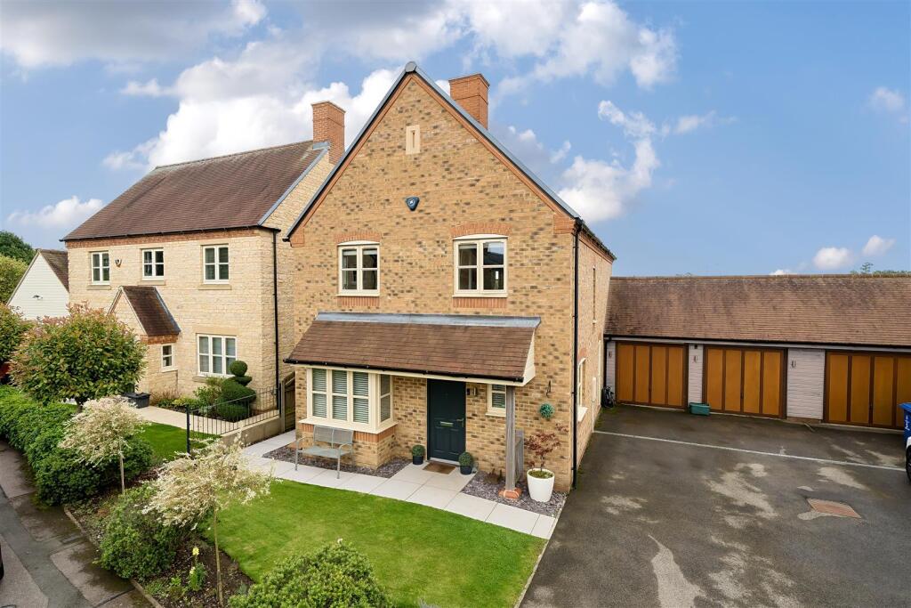 3 Kennel Lane, Paulerspury