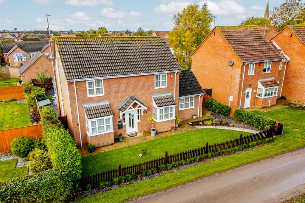 5 Richard Busby Way (Lutton)-1