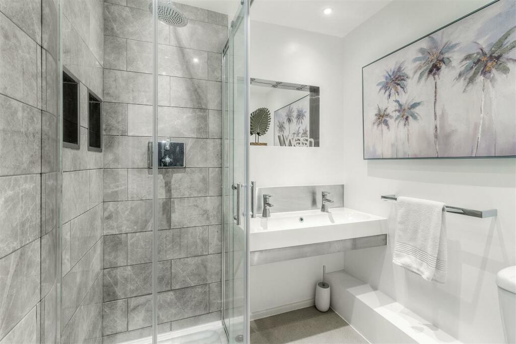 28 Coleshill Road, Atherstone