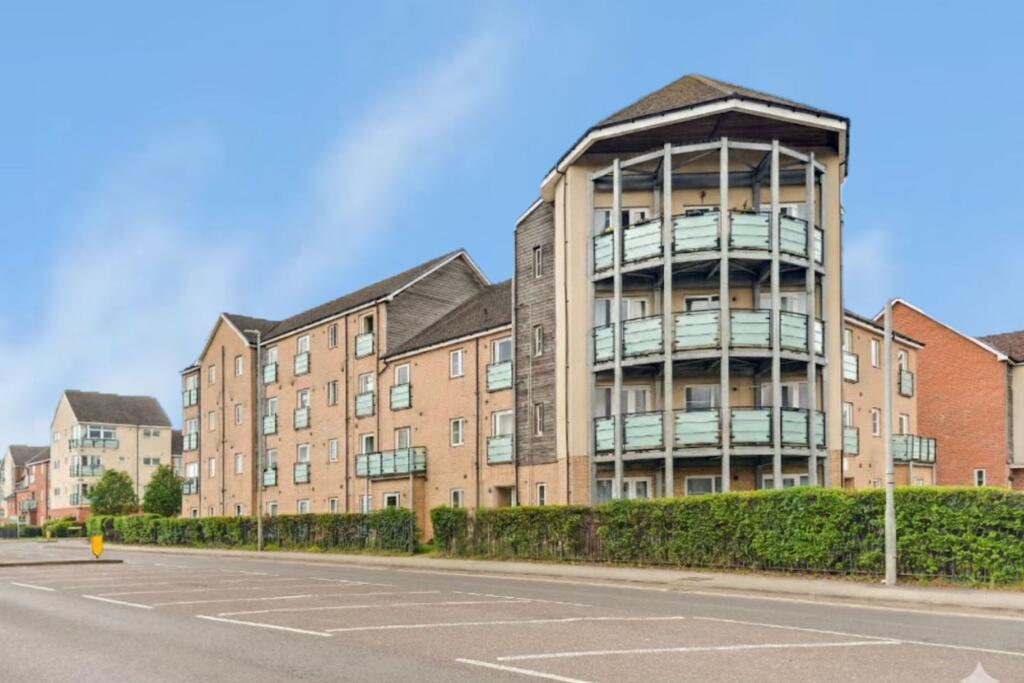 Daimler Drive, Dunstable, LU6