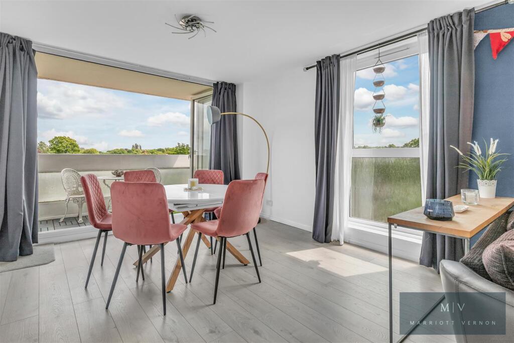 Maybourne Grange 18 MV-6.jpg