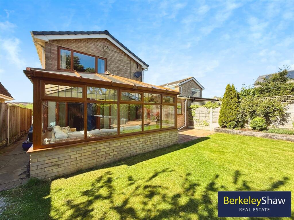 02ff471e--4341-B485-B0C3EC2DC54F-29575-000004BBA33