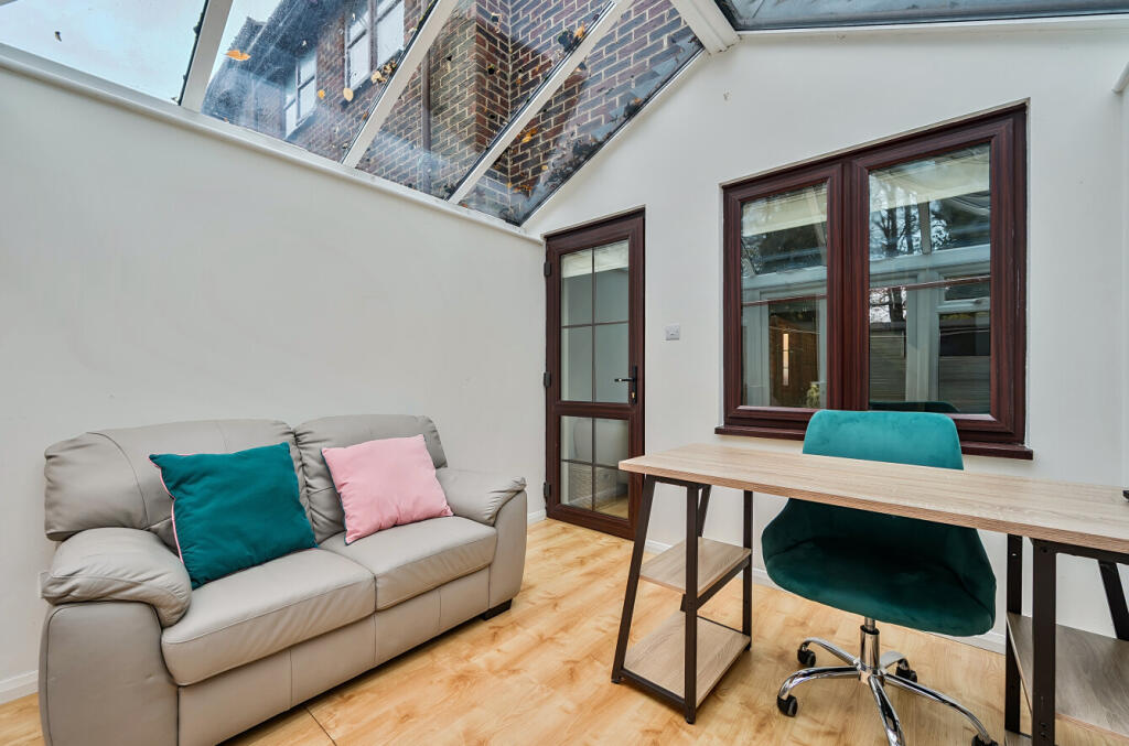 1387716-9-69316e3...