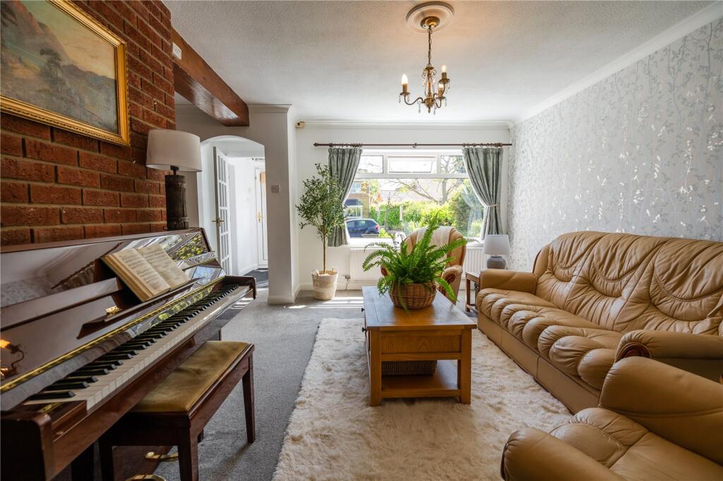 Living Room (2)
