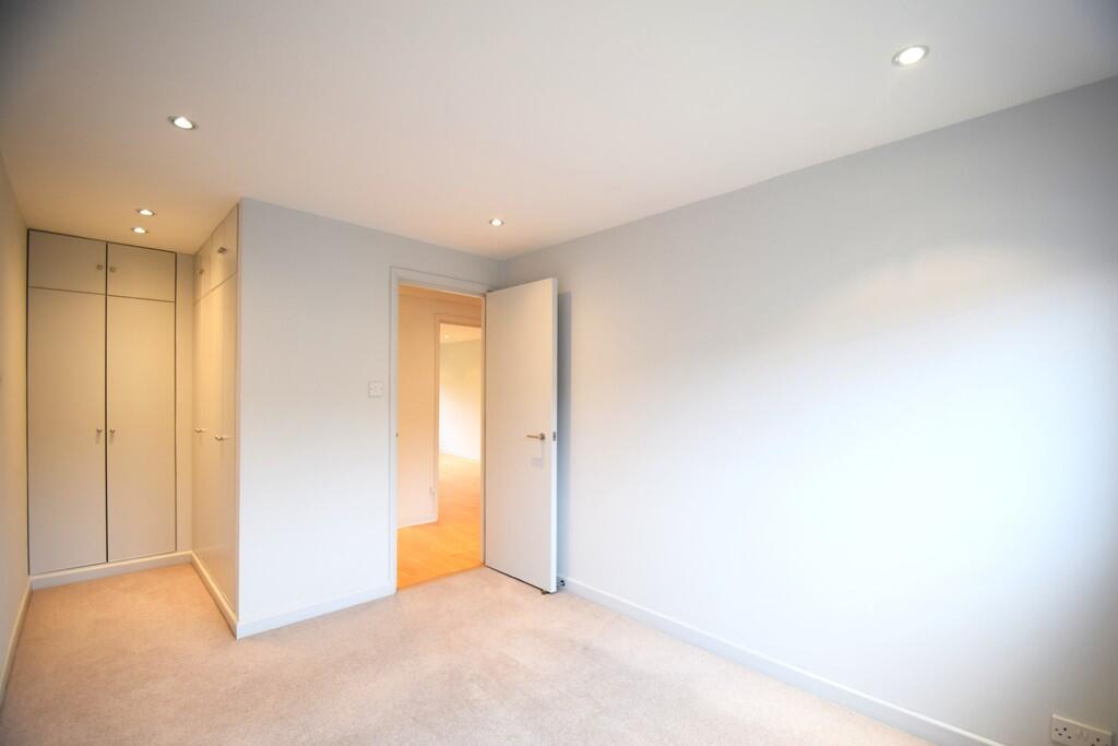 bedroom2
