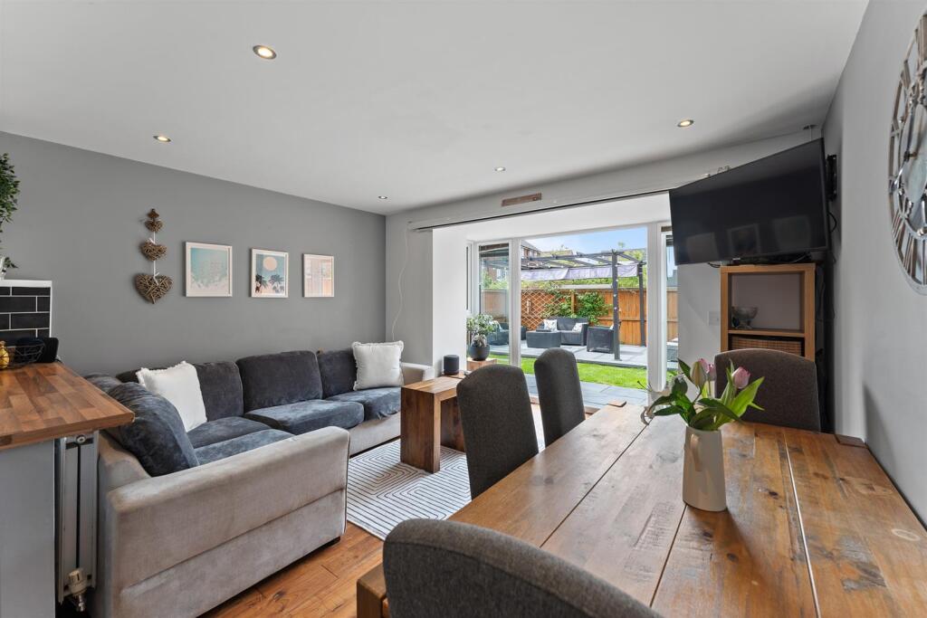 Open Plan Kitchen / Diner / Living Space