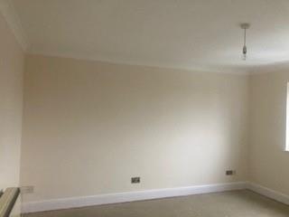 4 Newlands living room another photo.jpg