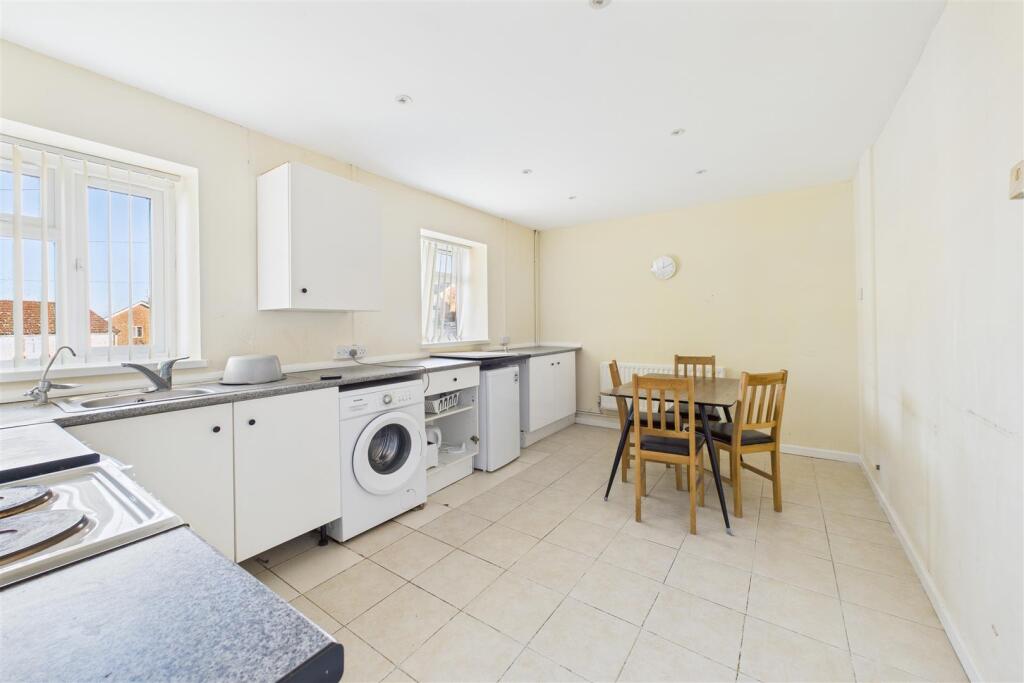 91 Redford Crescent, Withywood, Bristol BS13 8SA |