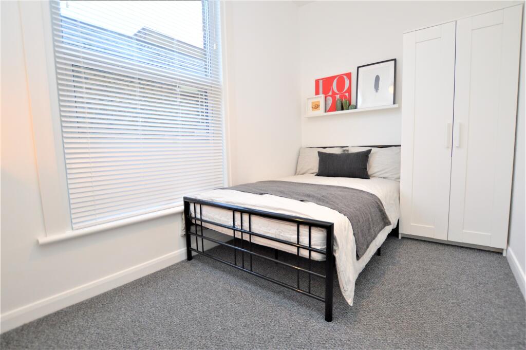 Room 2-a.JPG