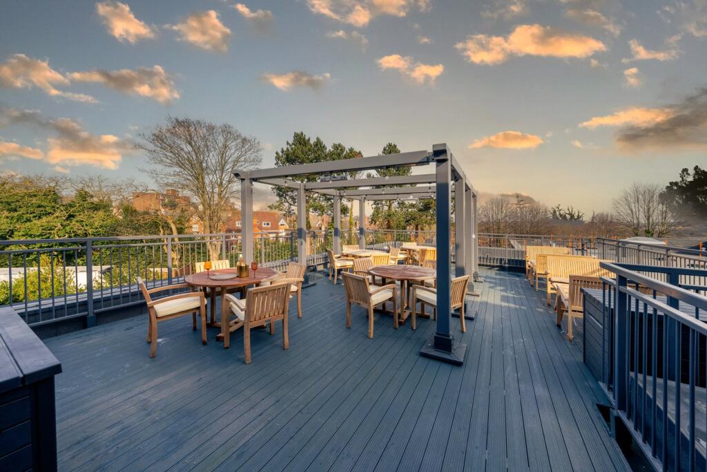 Powell House - Roof Terrace 