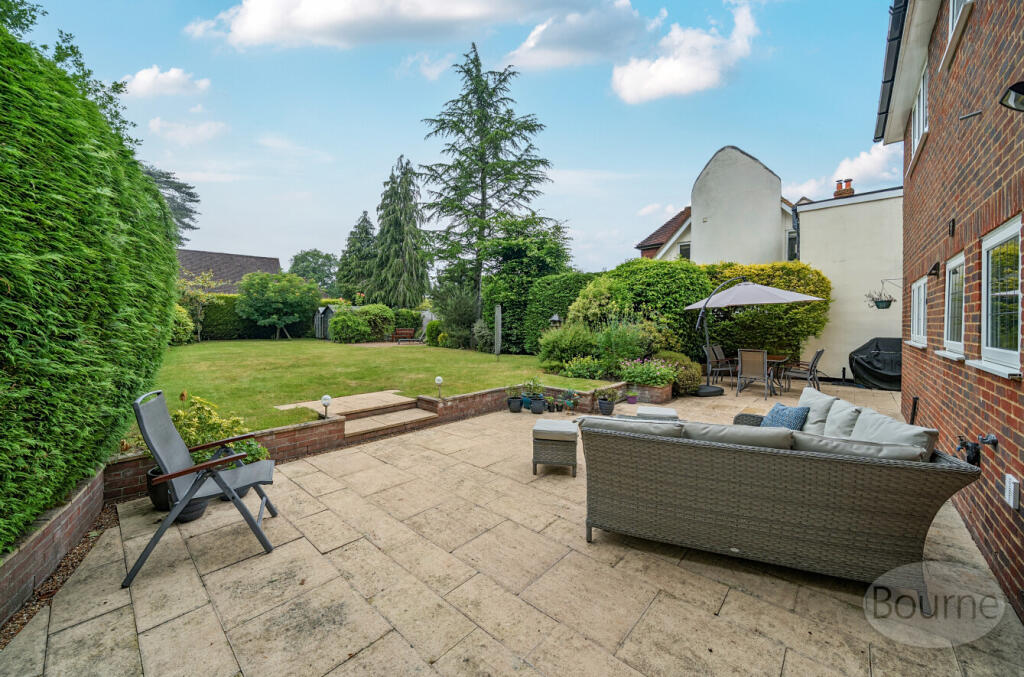 b962ada2-972f-492...