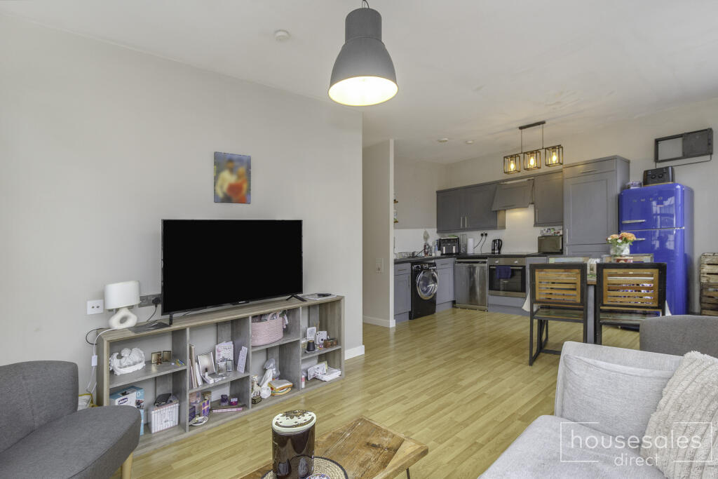 Kitchen Dining Area
