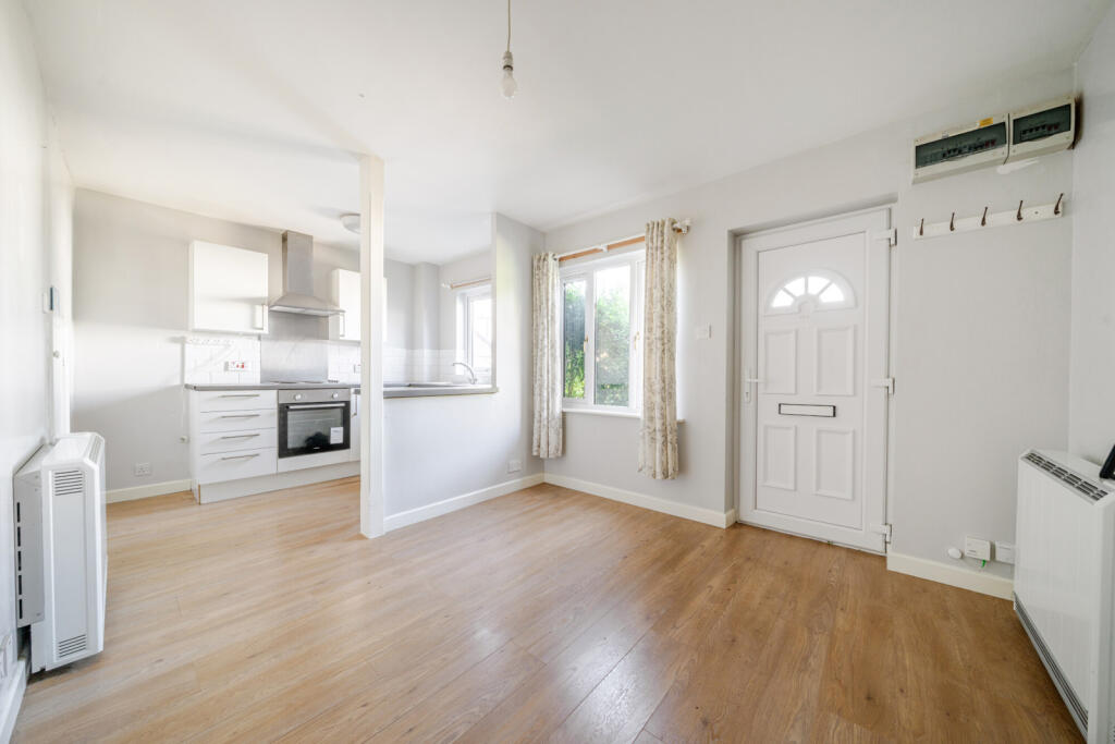 1325460-4-686fe0a...