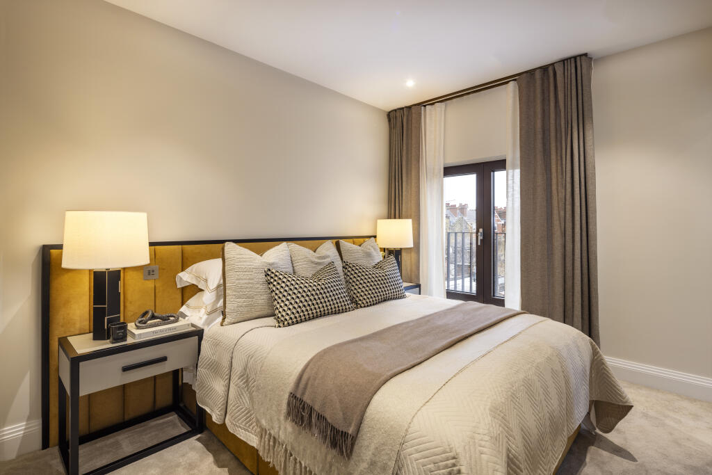 MOLYNEUX FLAT 32_012.jpg