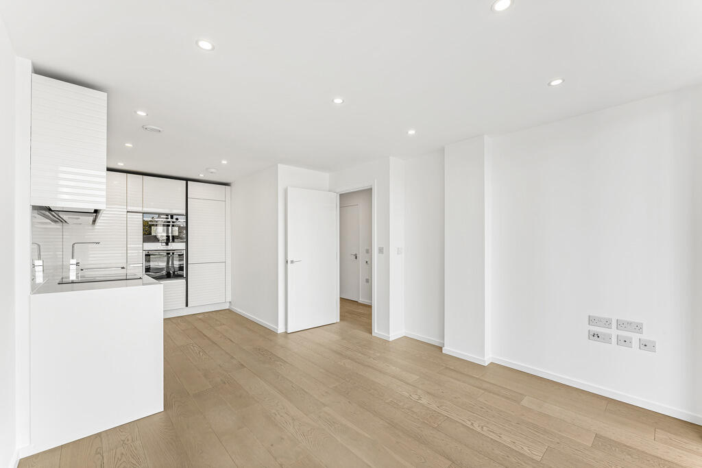 Reception/Kitchen