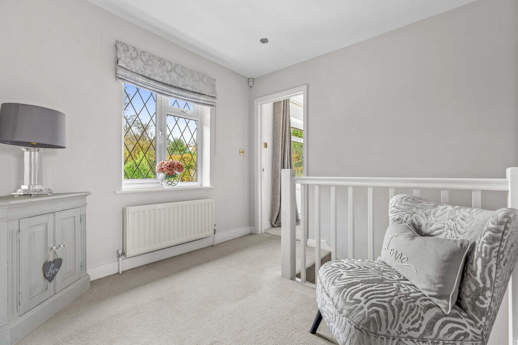 8 Spinfield Lane West, SL7 2DB (LOW RES)-3