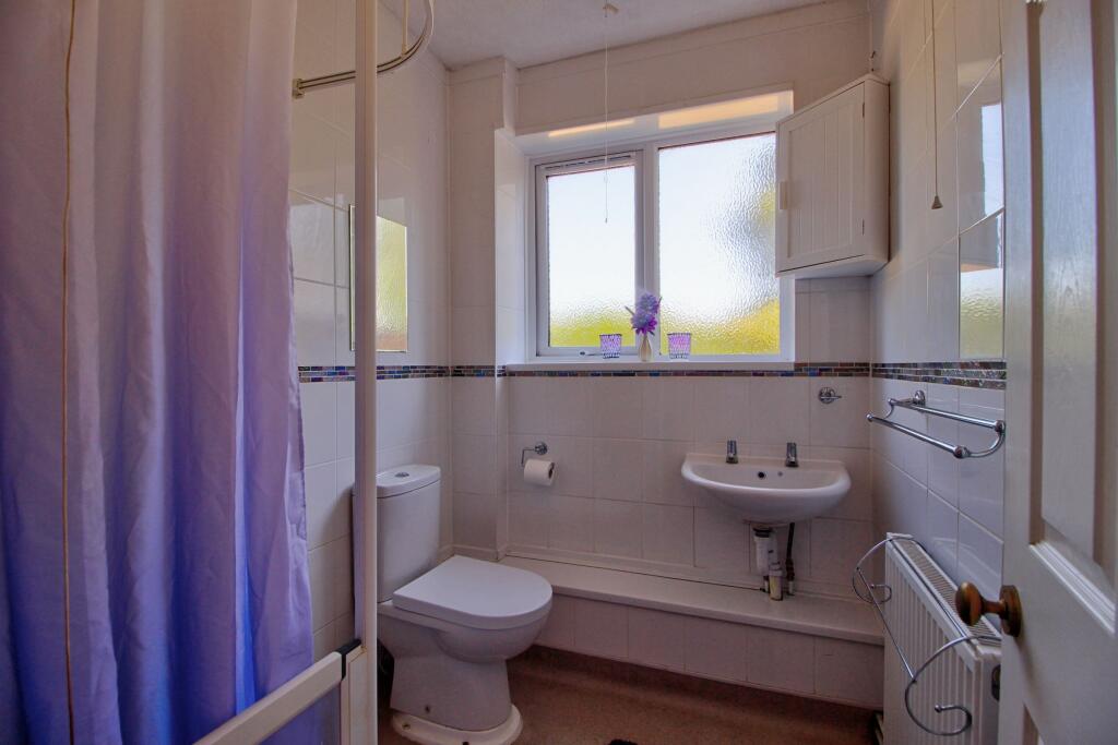 Downstairs Bathroom / Wetroom