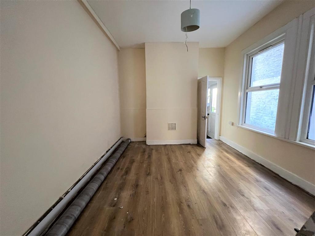 Dining Room.jpg
