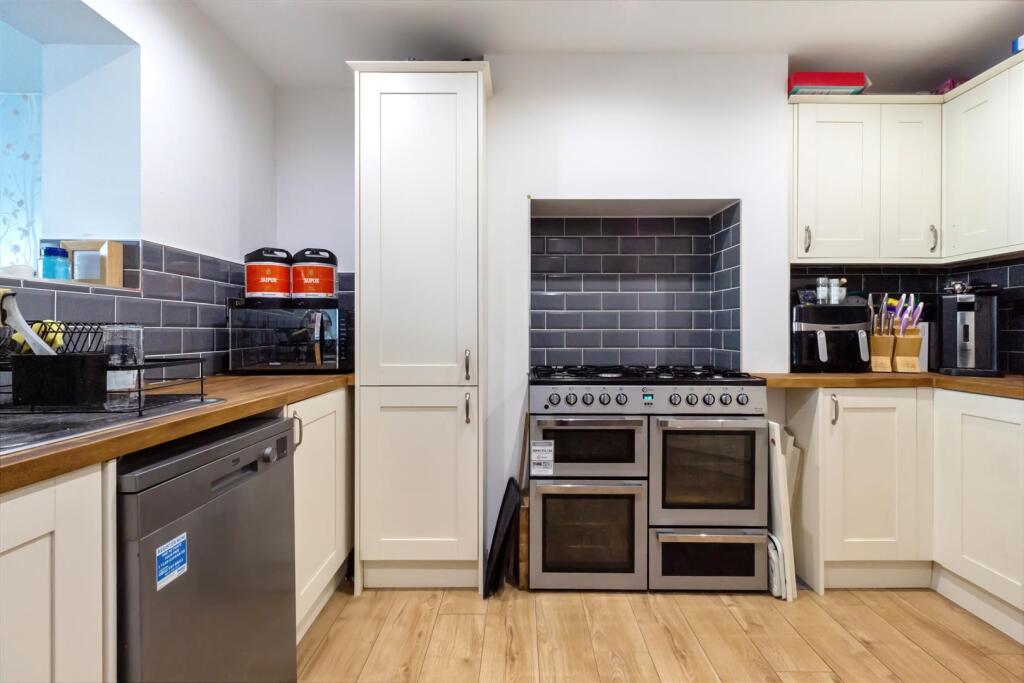 24 Salvington gardens-011.jpg