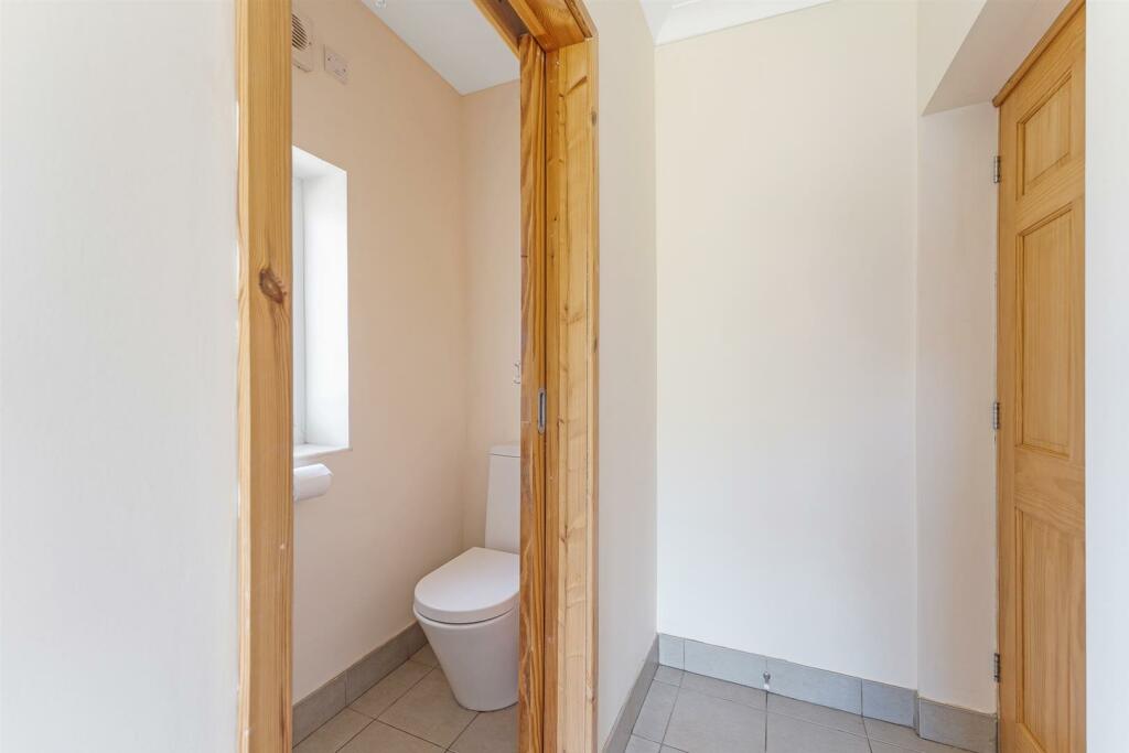 Utility/Downstairs Cloakroom