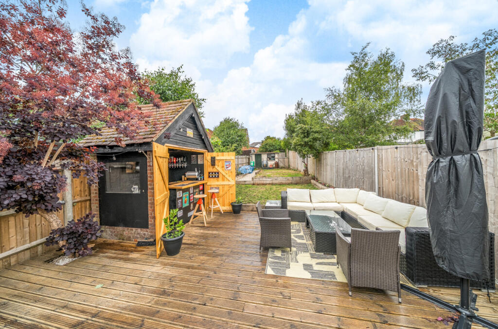 1288276-15-683590...