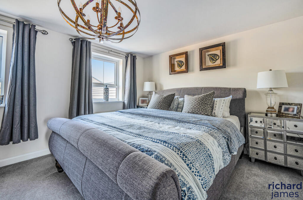 63fe4628-420e-41e...