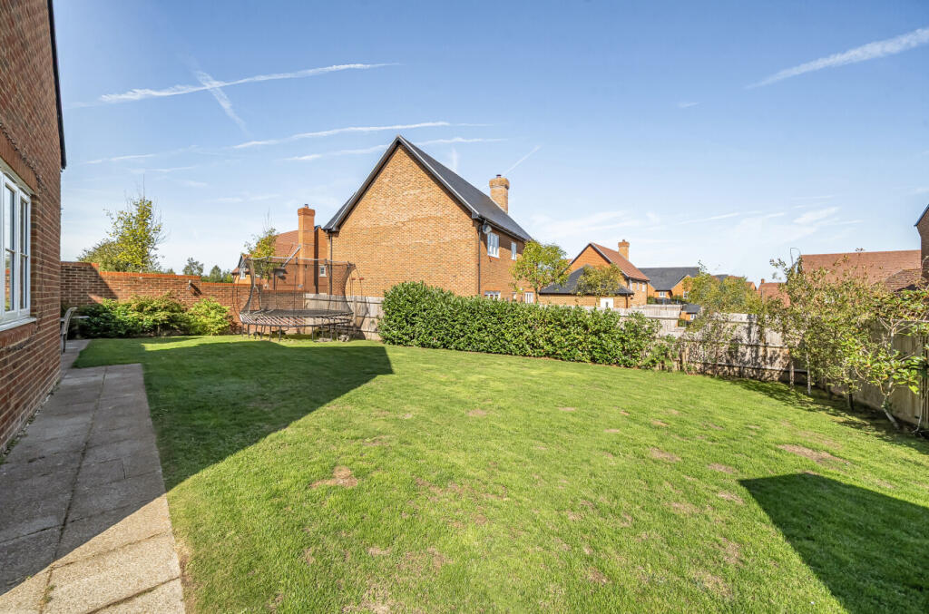 1354562-14-68cd5a...