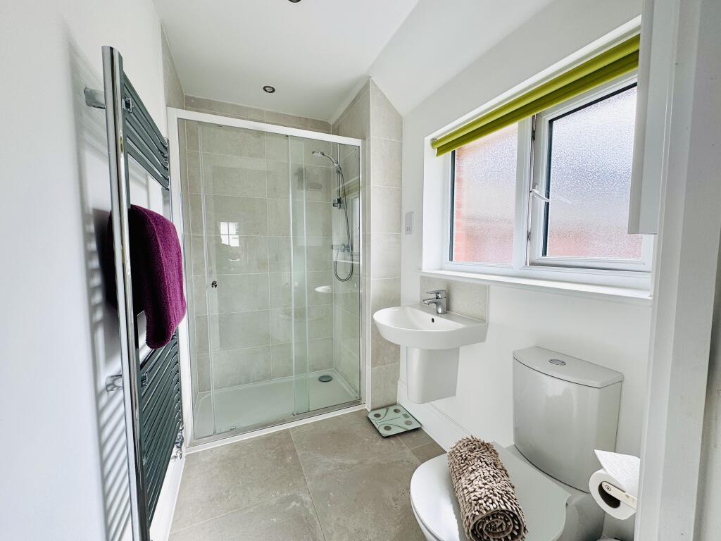Ensuite.