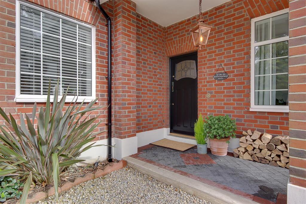 04 Front External D.jpg