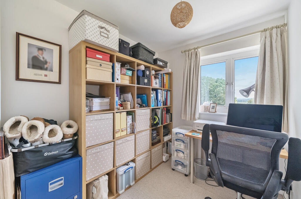 1310114-27-685997...