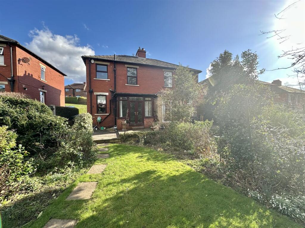 Bramleys Estate Agents - Leeds Old Road (16).jpg