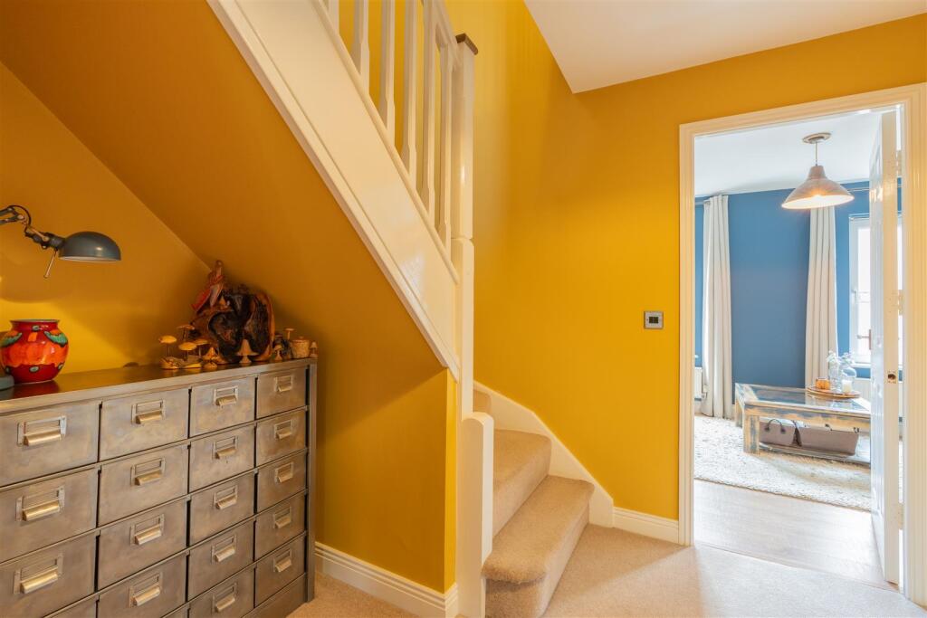 36 Regency Walk-22.jpg