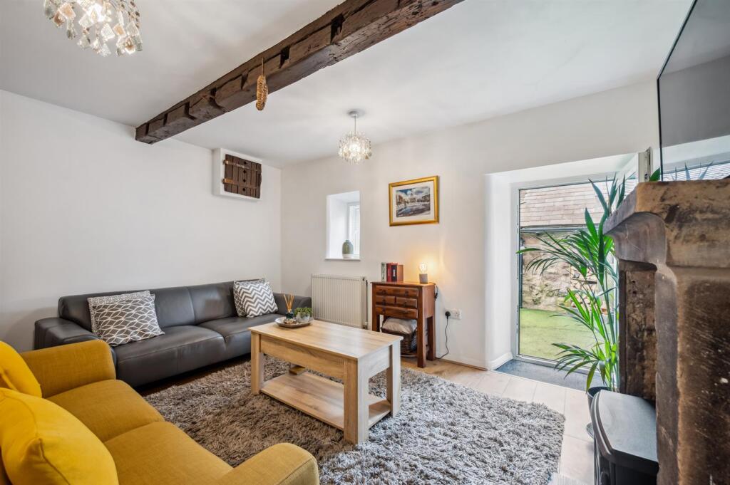Sitting Room.jpg