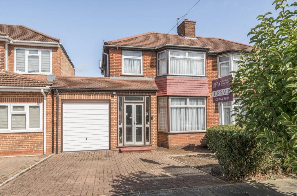 Davidson Frost-Wellings, DFW, Broadcroft Avenue, S