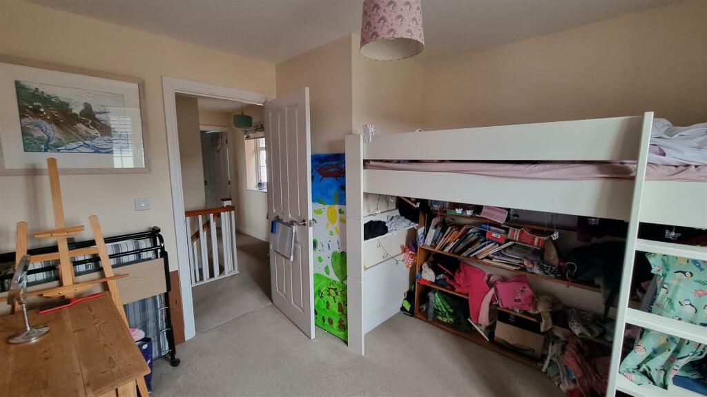 11a Bedroom 3.jpg