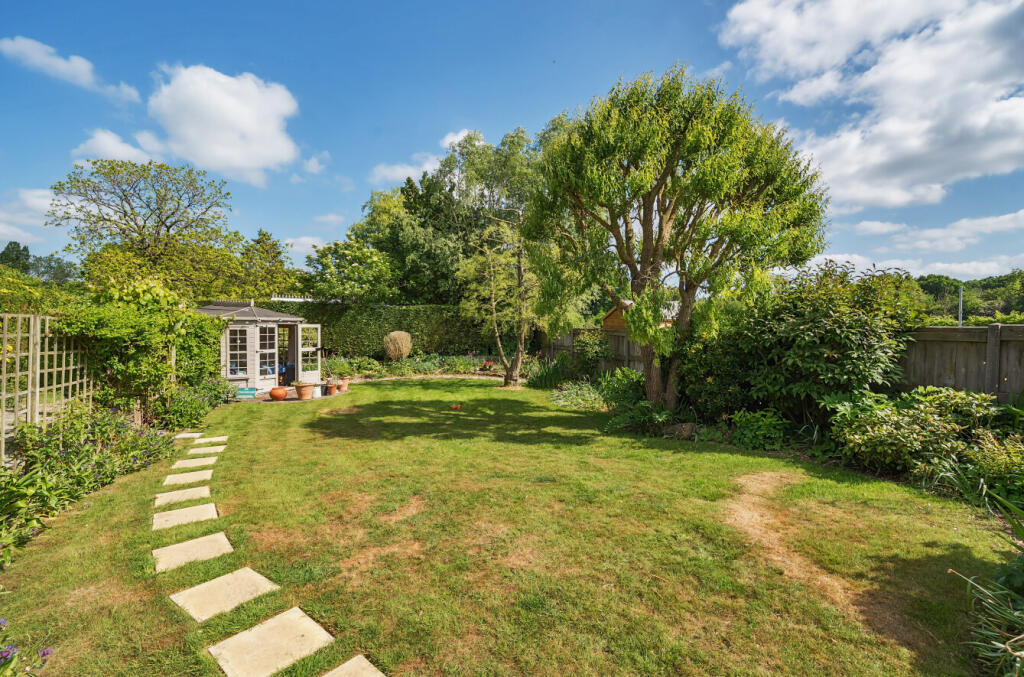 1295756-7-68276b2...