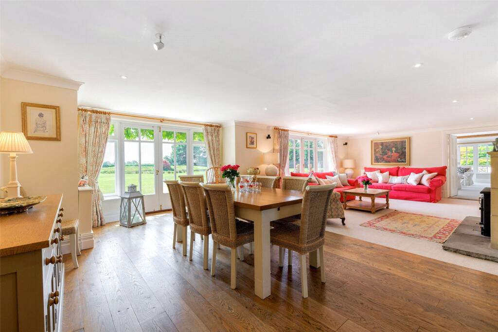 Living / Dining Room